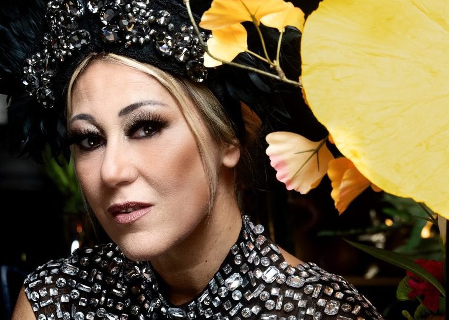 Café Chantant con Lara Sansone al Teatro Sannazaro di Napoli Café Chantant con Lara Sansone al Teatro Sannazaro di Napoli