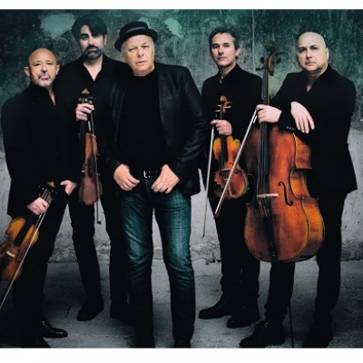 Enzo Gragnaniello & Solis String Quartet al Teatro Trianon Viviani di Napoli Enzo Gragnaniello & Solis String Quartet al Teatro Trianon Viviani di Napoli